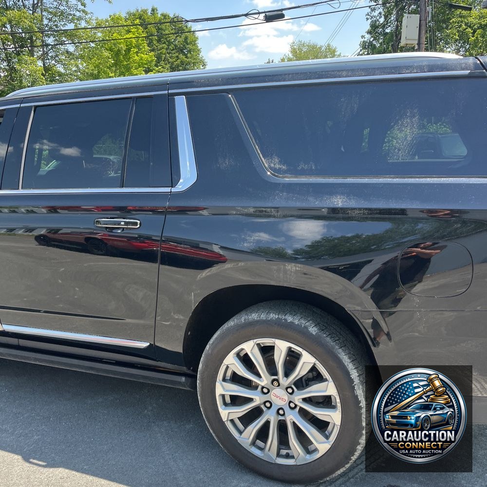 2022 GMC Yukon XL Denali