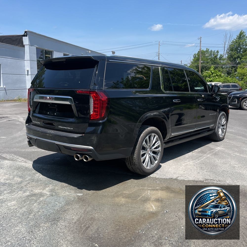 2022 GMC Yukon XL Denali