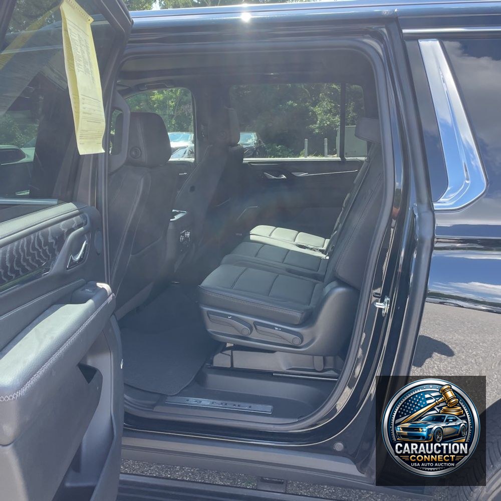 2023 GMC Yukon XL Denali