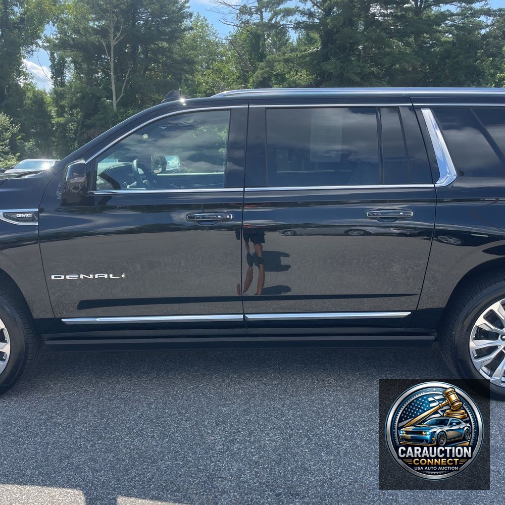2023 GMC Yukon XL Denali