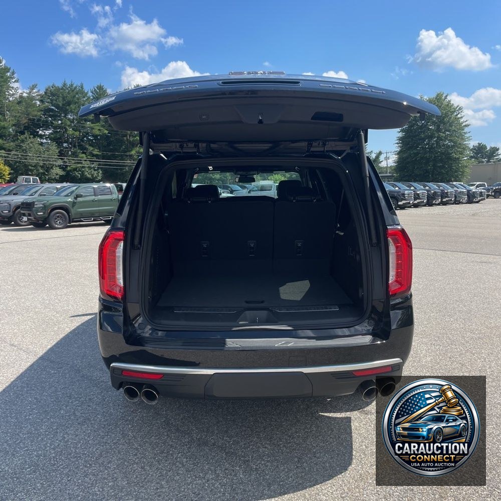 2023 GMC Yukon XL Denali