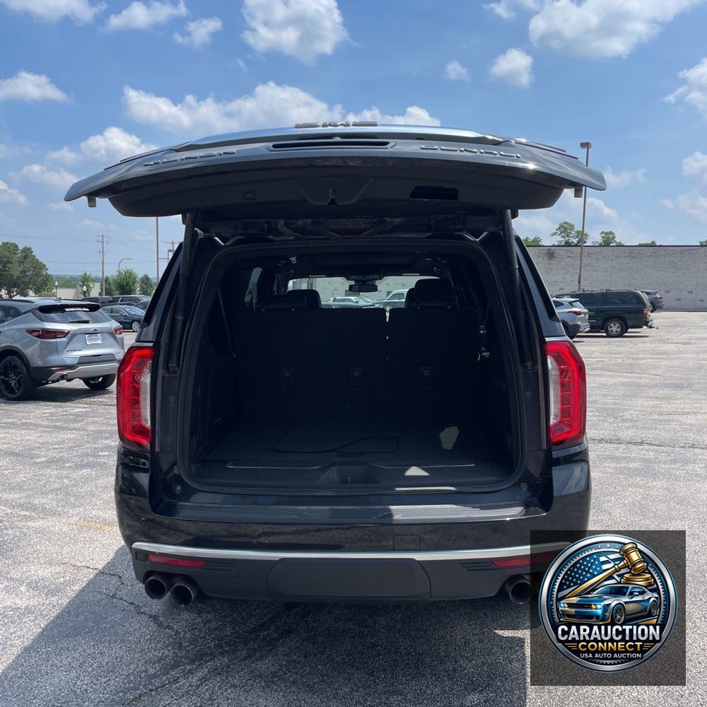 2023 GMC Yukon XL Denali