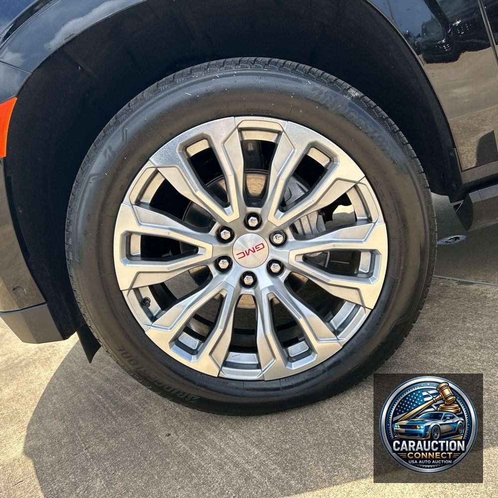 2024 GMC Yukon XL Denali