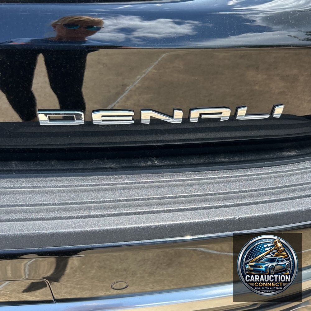 2024 GMC Yukon XL Denali