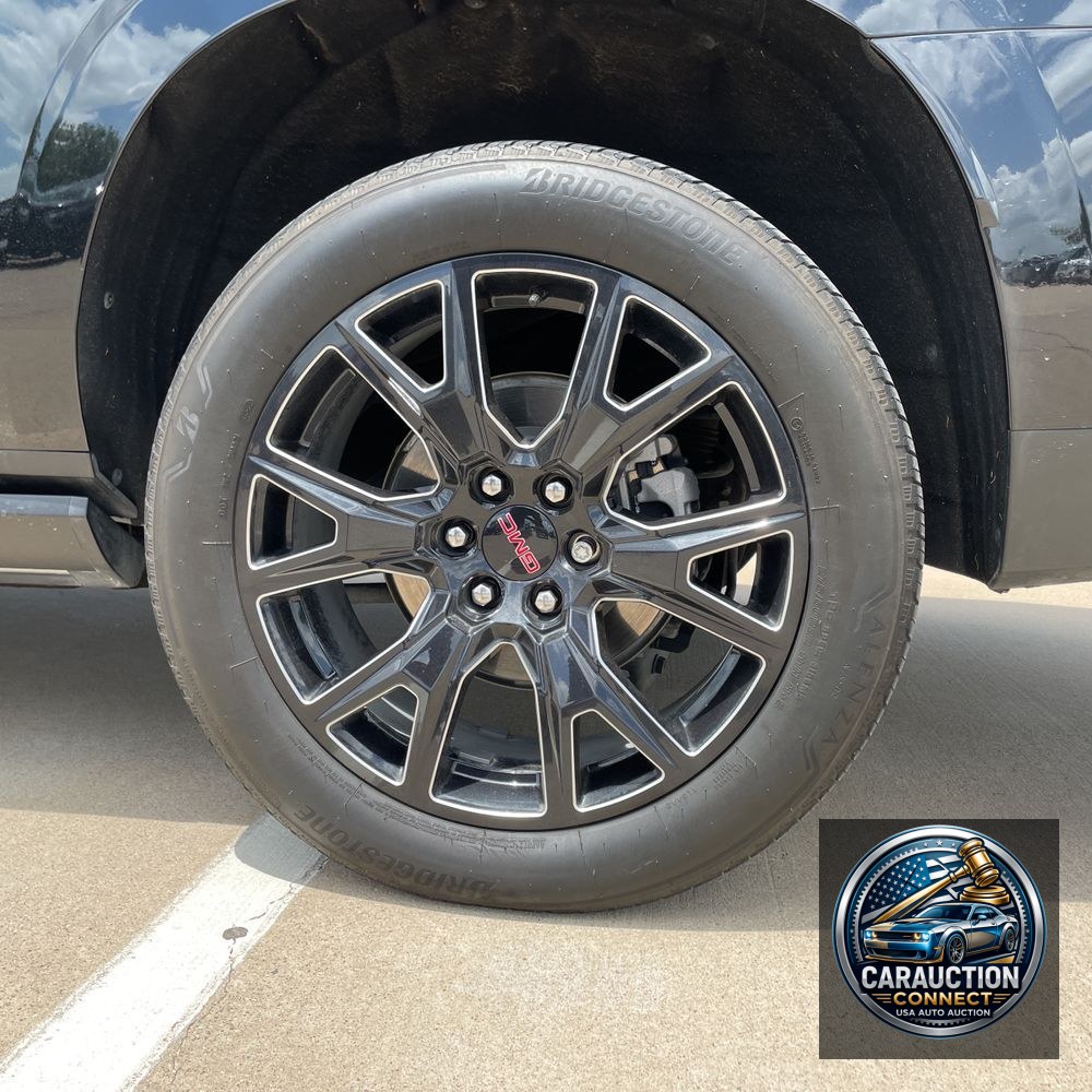 2023 GMC Yukon XL Denali