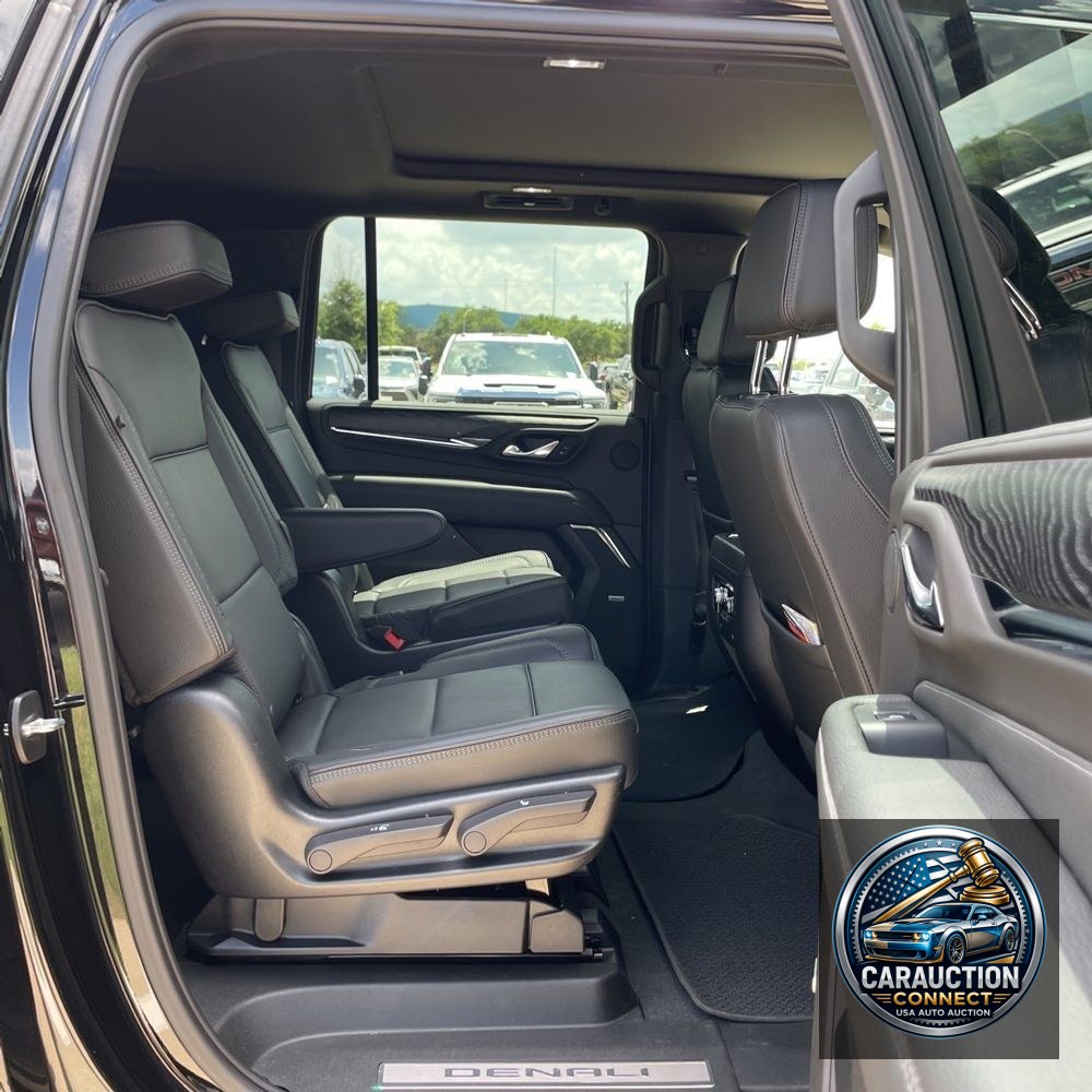 2023 GMC Yukon XL Denali