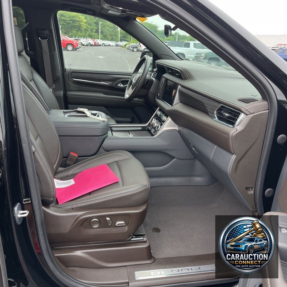 2023 GMC Yukon XL Denali