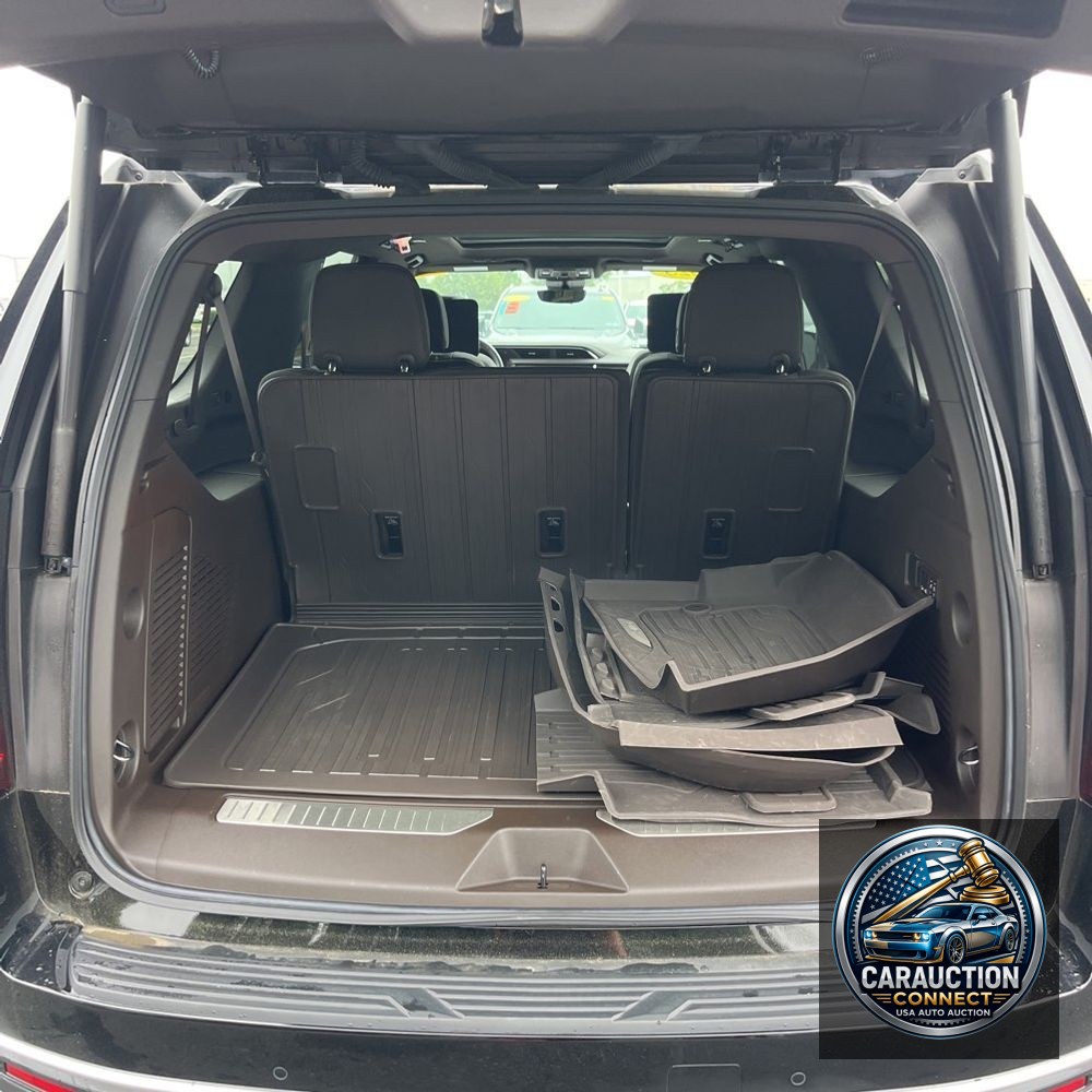 2023 GMC Yukon XL Denali