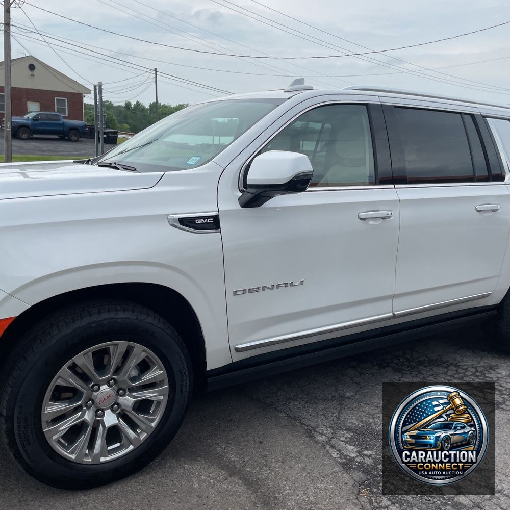 2022 GMC Yukon XL Denali