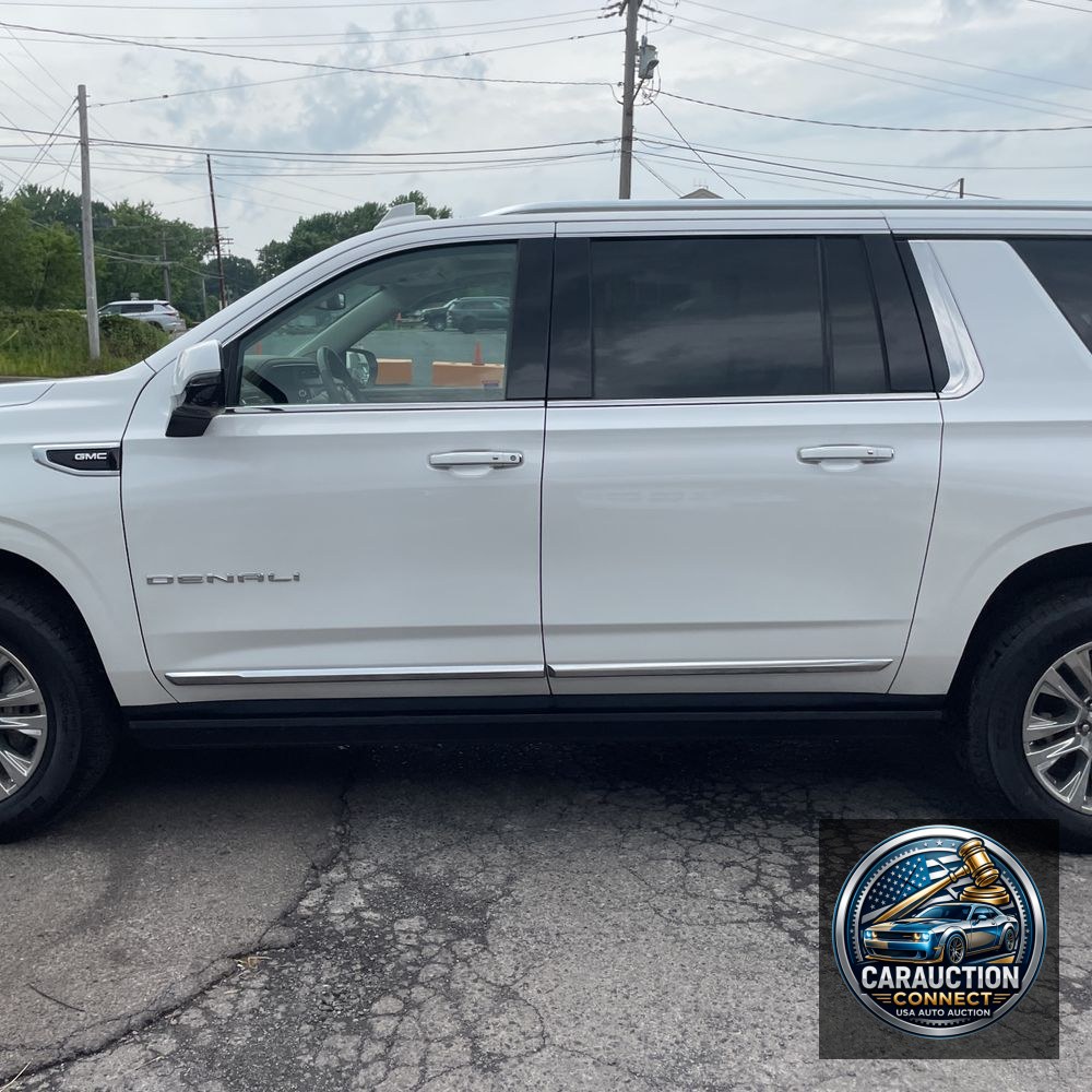 2022 GMC Yukon XL Denali