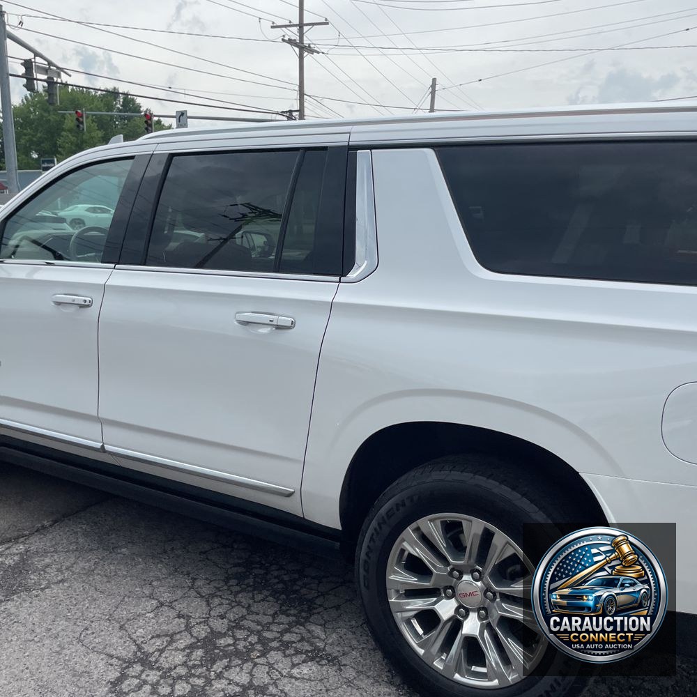 2022 GMC Yukon XL Denali