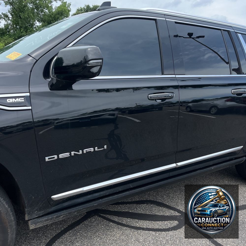 2023 GMC Yukon XL Denali