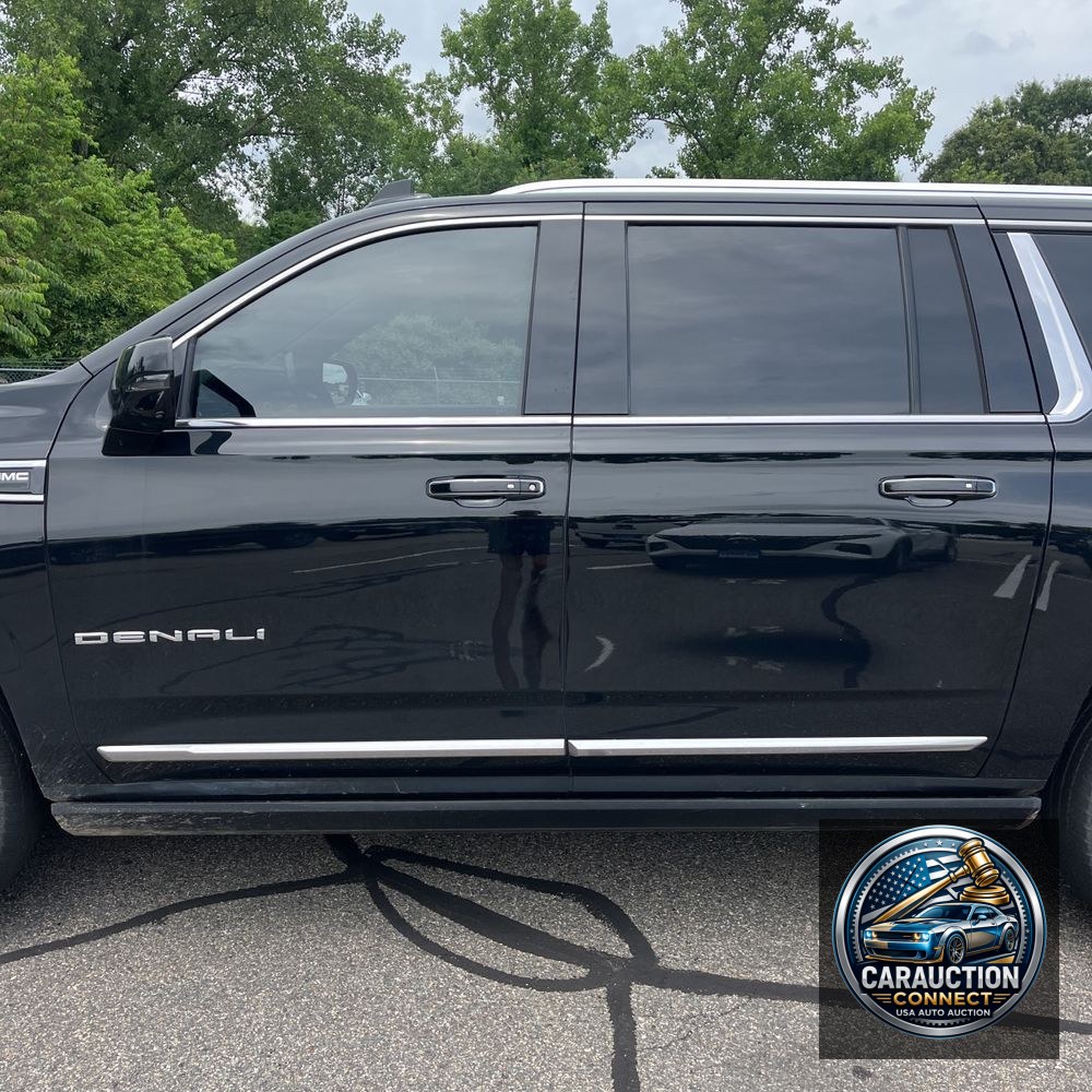 2023 GMC Yukon XL Denali