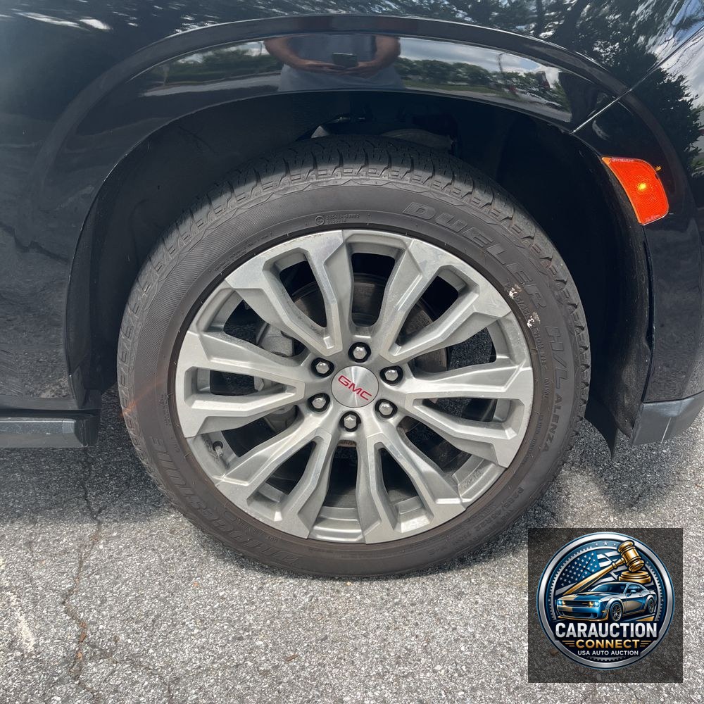 2022 GMC Yukon XL Denali