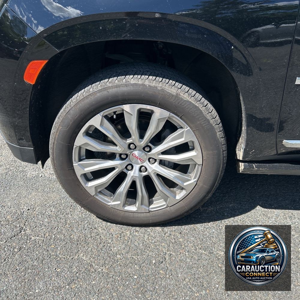 2023 GMC Yukon XL Denali