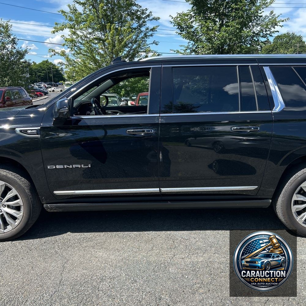 2023 GMC Yukon XL Denali
