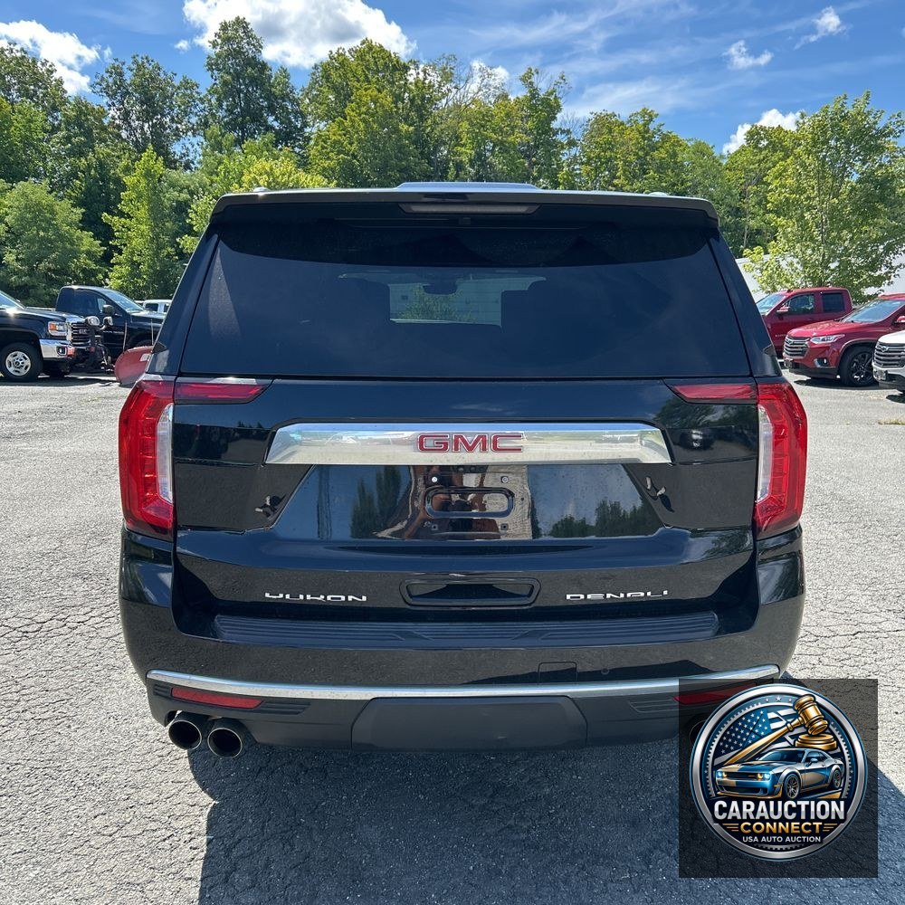 2023 GMC Yukon XL Denali