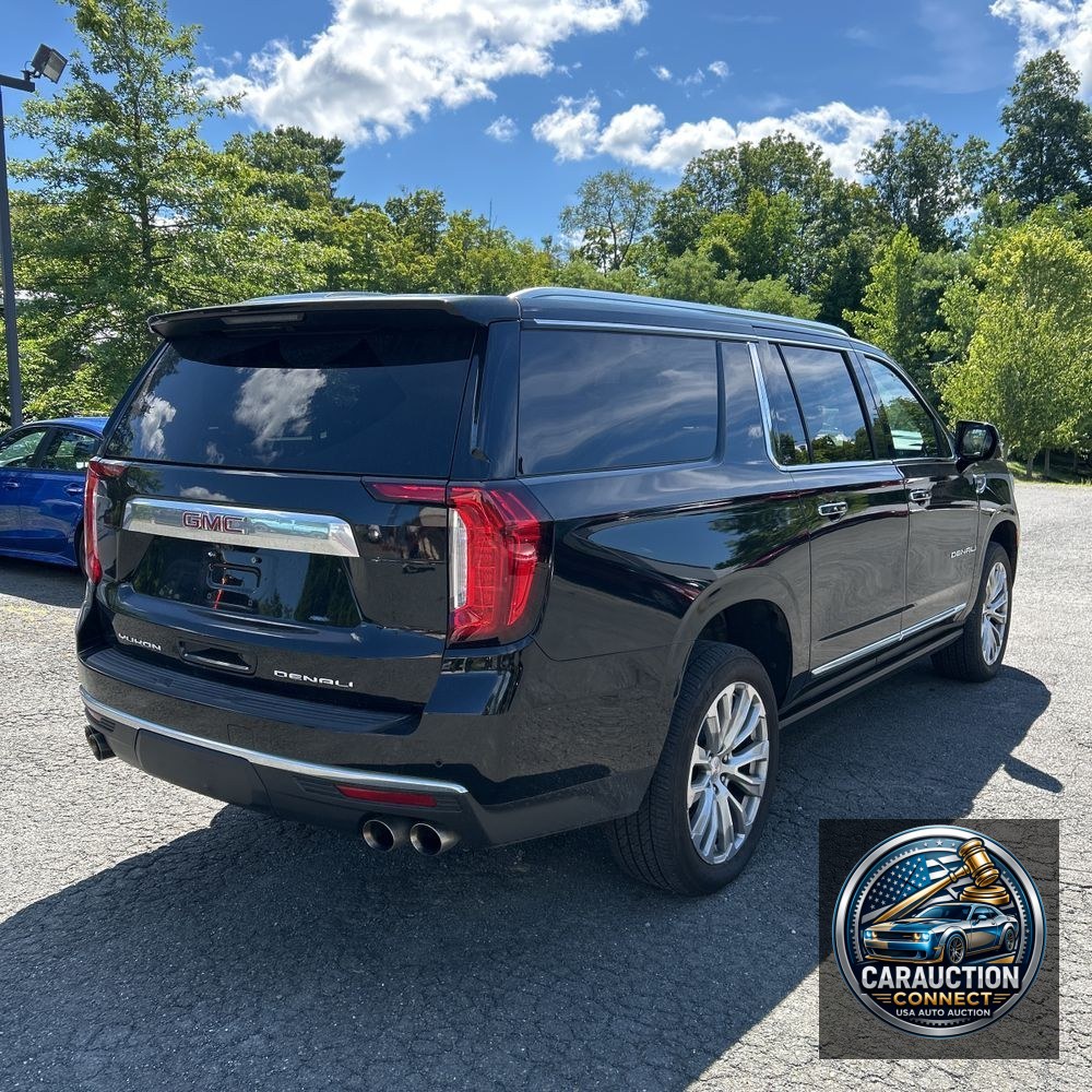 2023 GMC Yukon XL Denali
