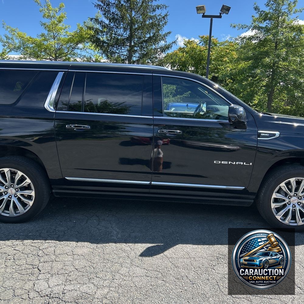 2023 GMC Yukon XL Denali