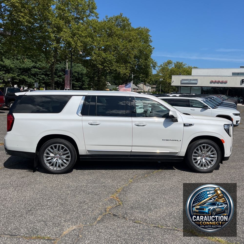 2023 GMC Yukon XL Denali