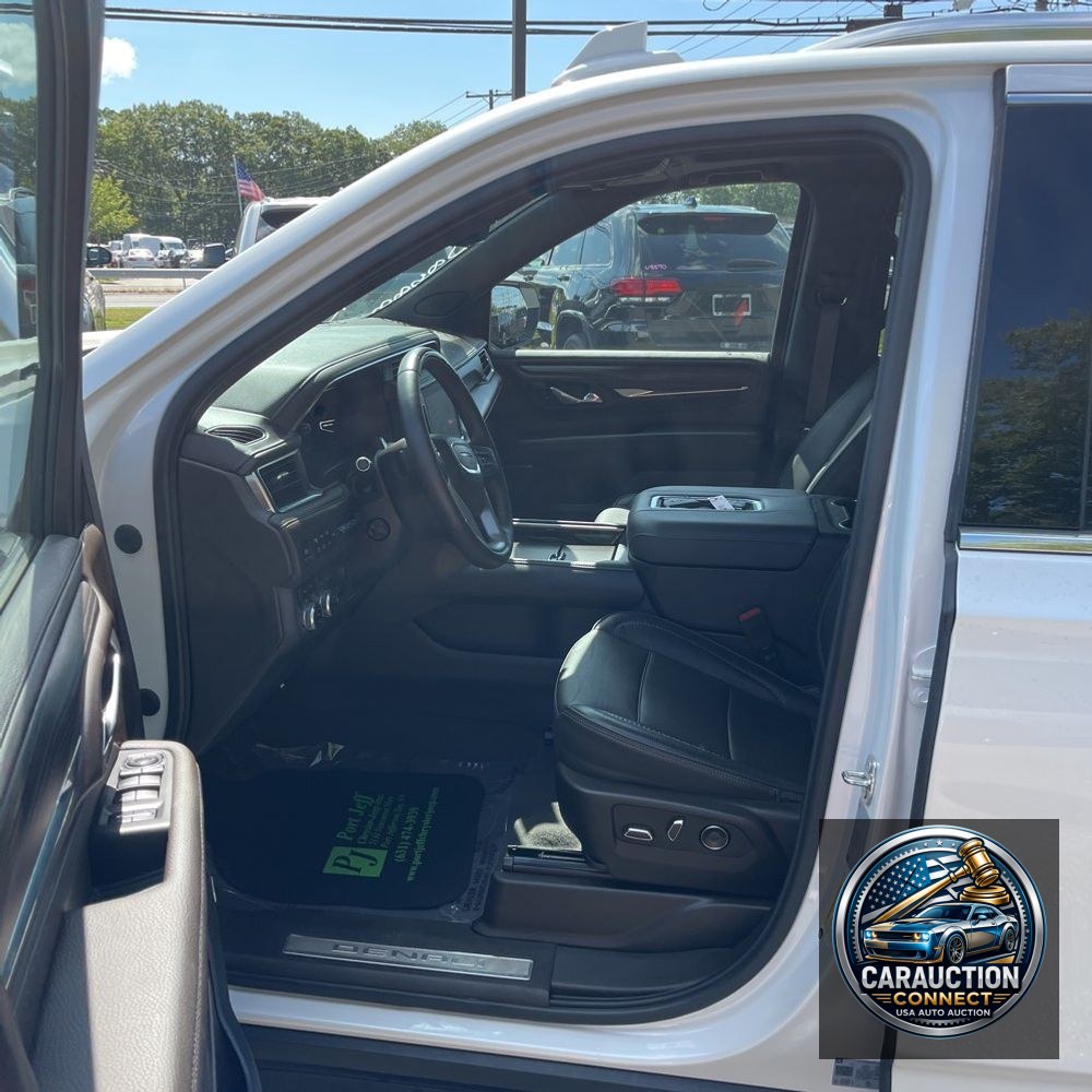 2023 GMC Yukon XL Denali