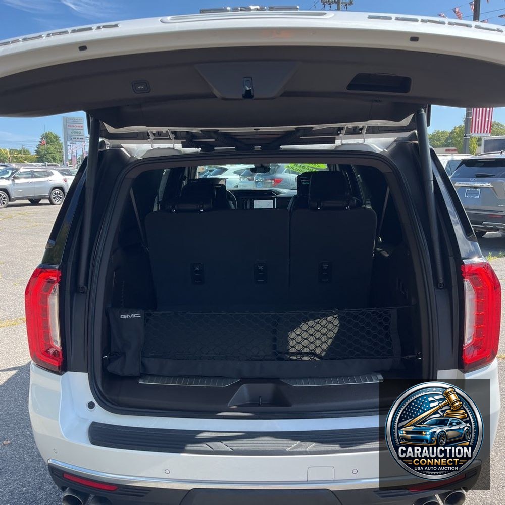 2023 GMC Yukon XL Denali