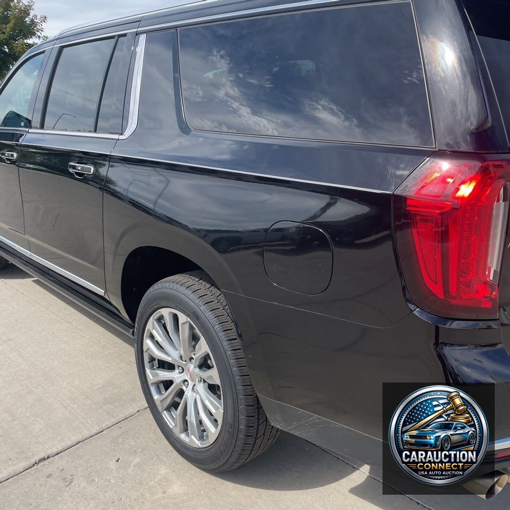 2023 GMC Yukon XL Denali