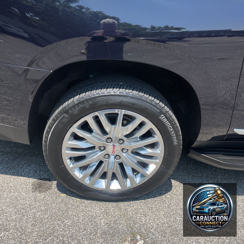 2023 GMC Yukon XL Denali