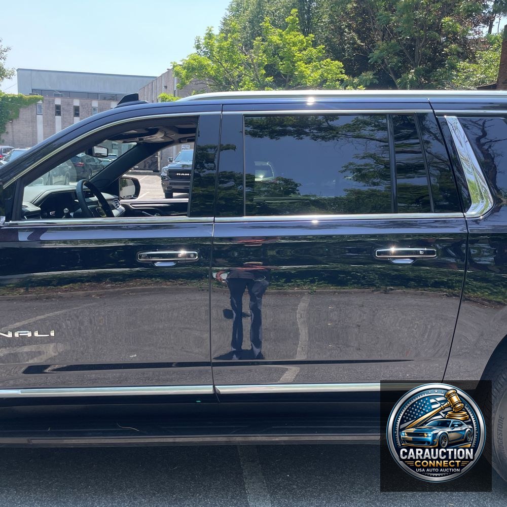 2023 GMC Yukon XL Denali