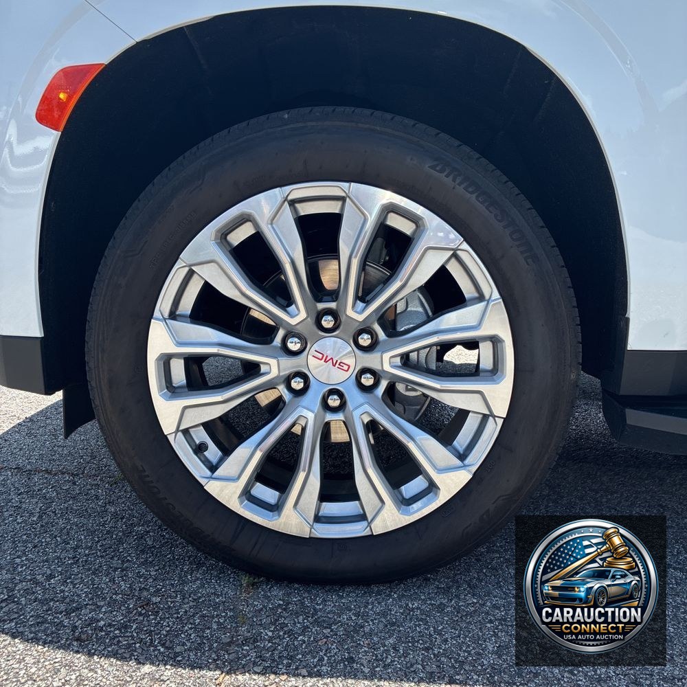 2024 GMC Yukon XL Denali