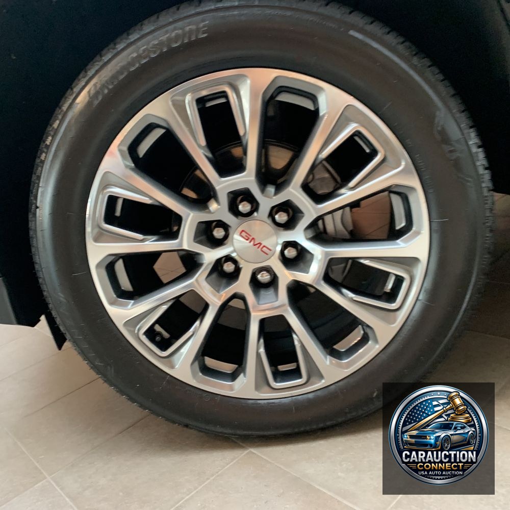 2025 GMC Yukon XL Denali