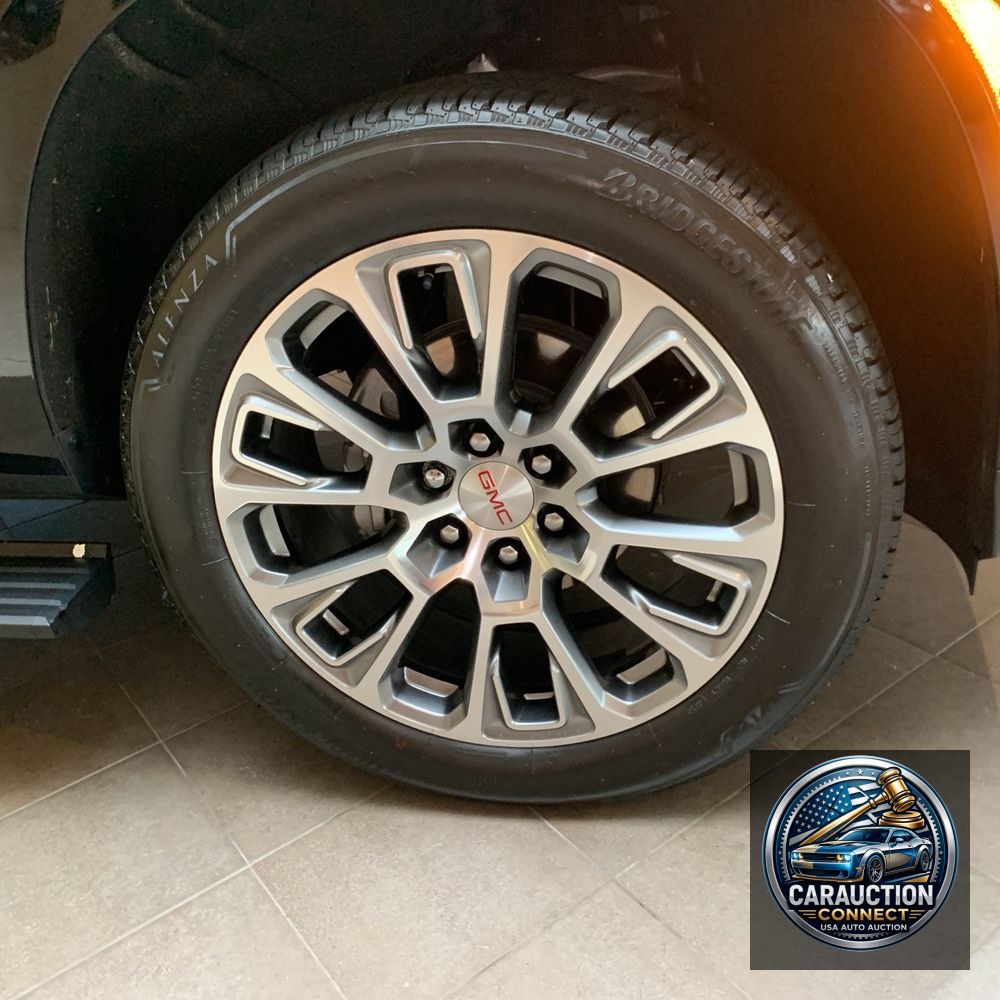 2025 GMC Yukon XL Denali