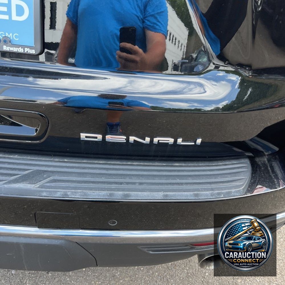 2023 GMC Yukon XL Denali Ultimate