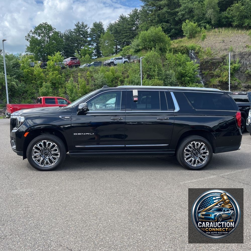2023 GMC Yukon XL Denali Ultimate