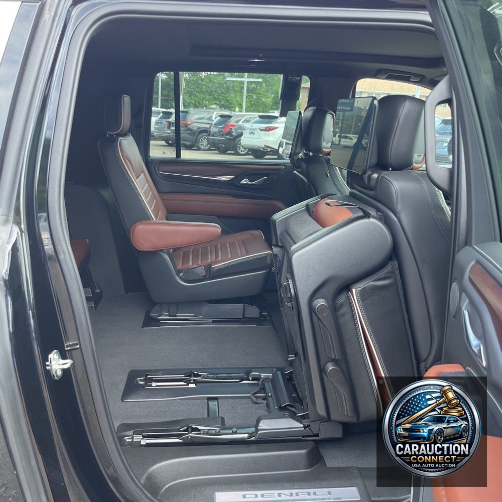 2023 GMC Yukon XL Denali Ultimate