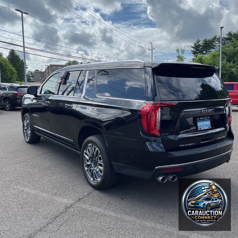 2023 GMC Yukon XL Denali Ultimate