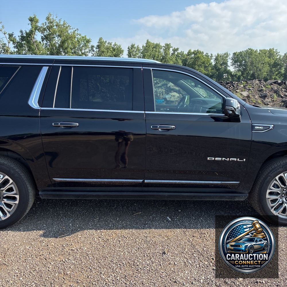 2023 GMC Yukon XL Denali Ultimate