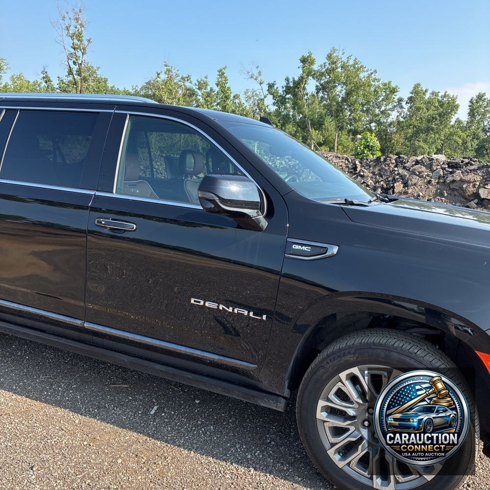 2023 GMC Yukon XL Denali Ultimate