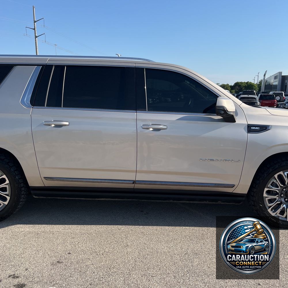 2023 GMC Yukon XL Denali Ultimate