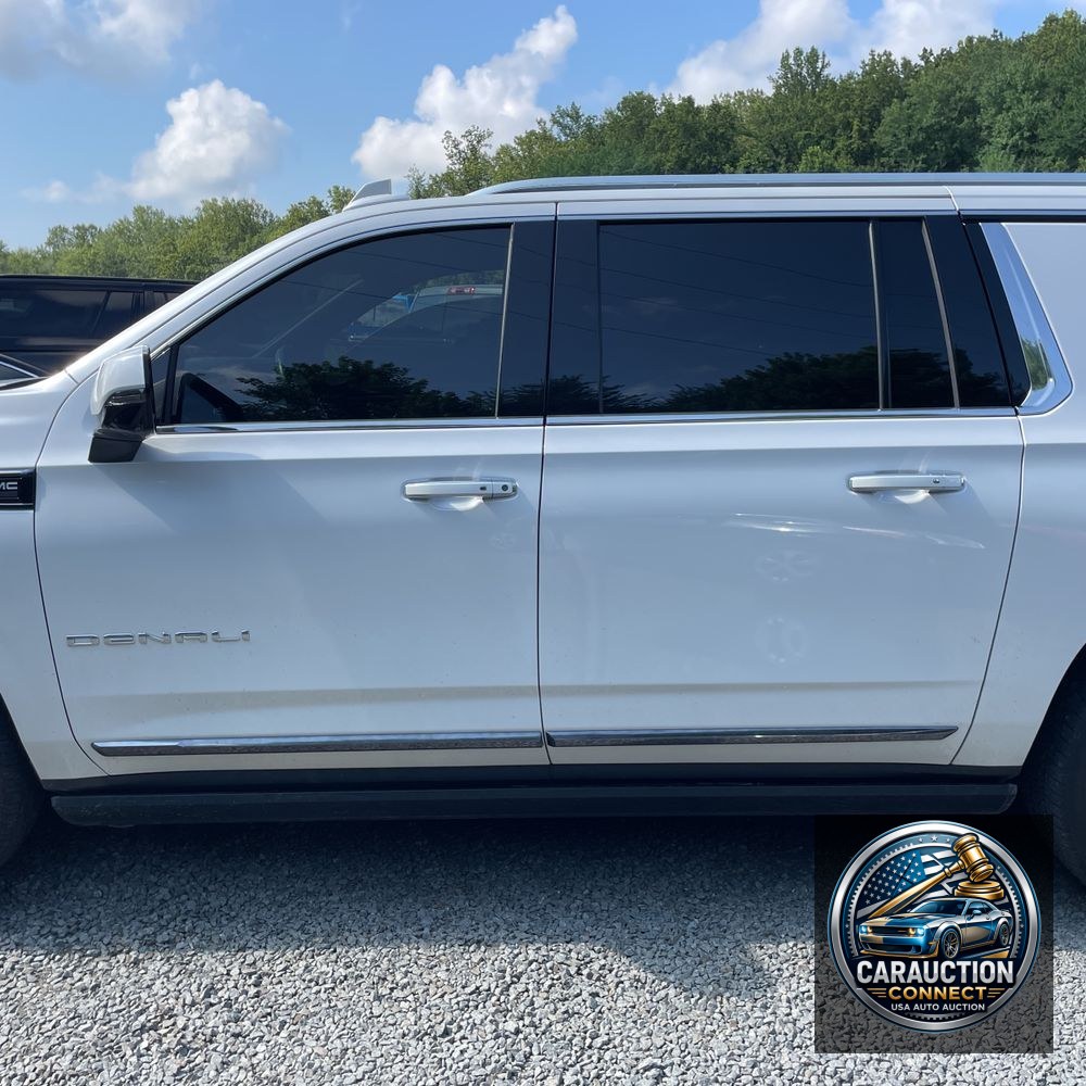 2023 GMC Yukon XL Denali Ultimate