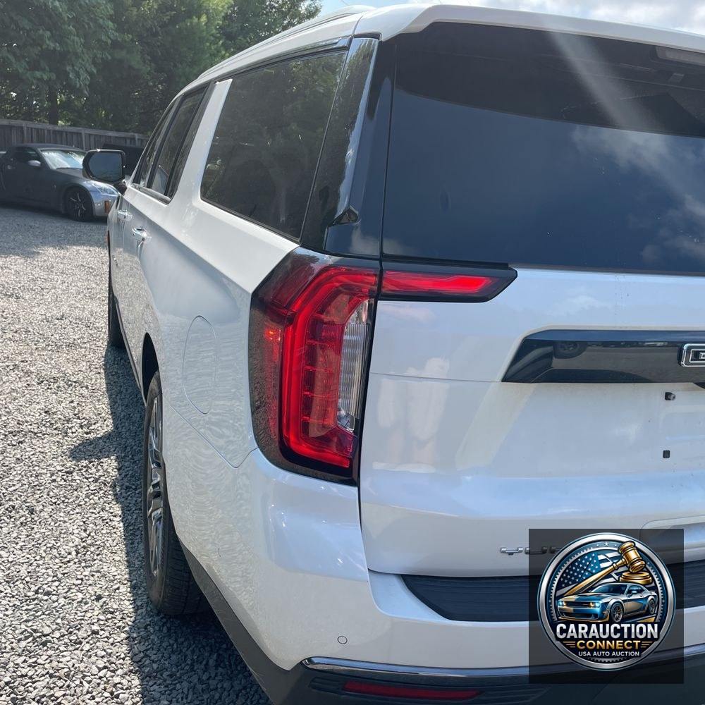 2023 GMC Yukon XL Denali Ultimate
