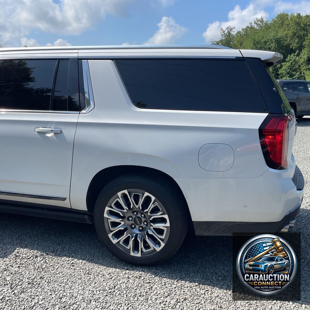2023 GMC Yukon XL Denali Ultimate