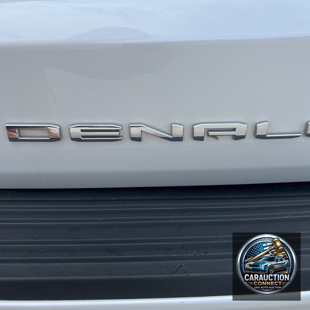 2023 GMC Yukon XL Denali Ultimate