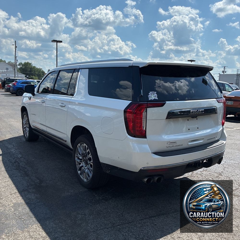 2023 GMC Yukon XL Denali Ultimate