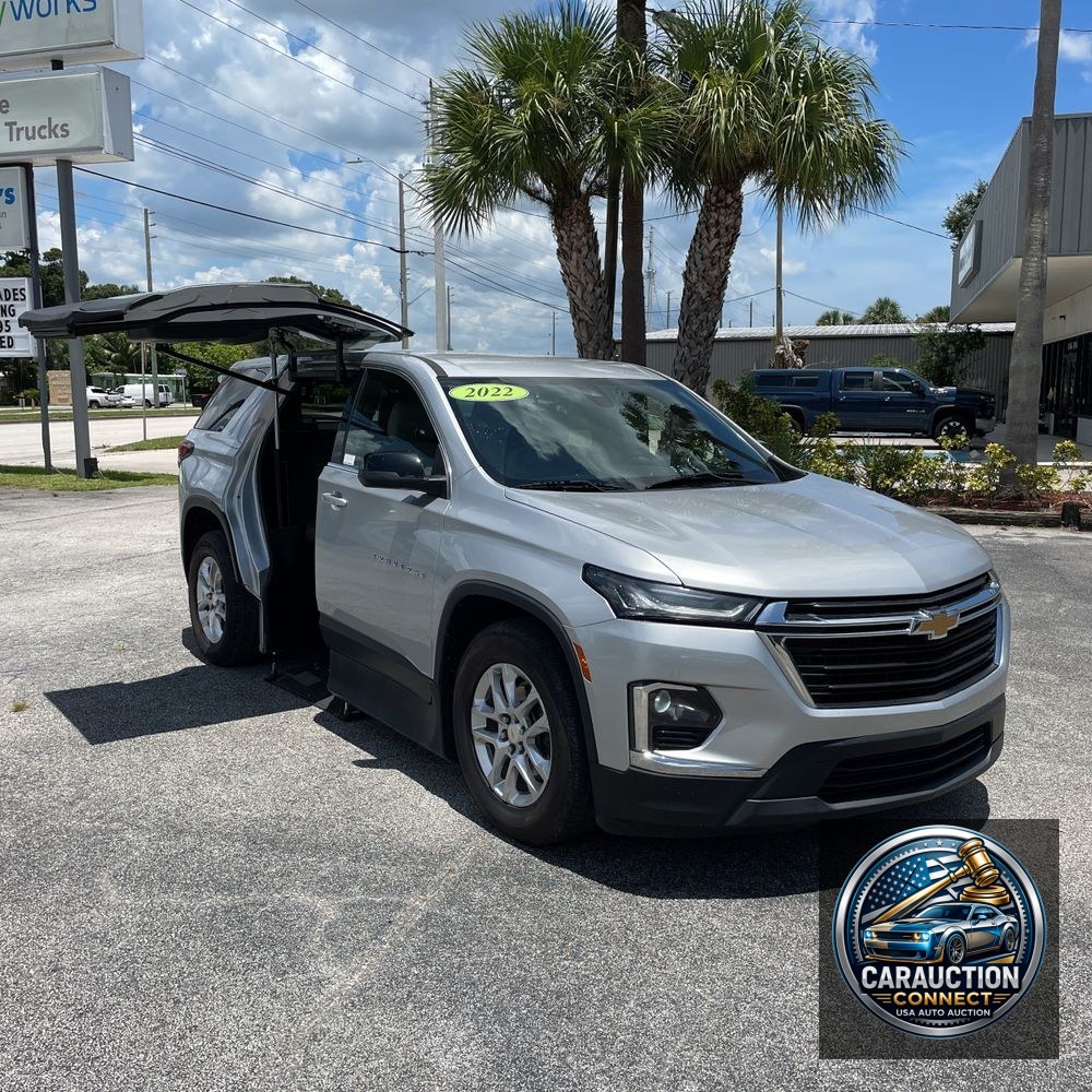 2022 Chevrolet Traverse LS