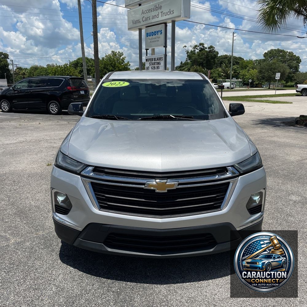 2022 Chevrolet Traverse LS