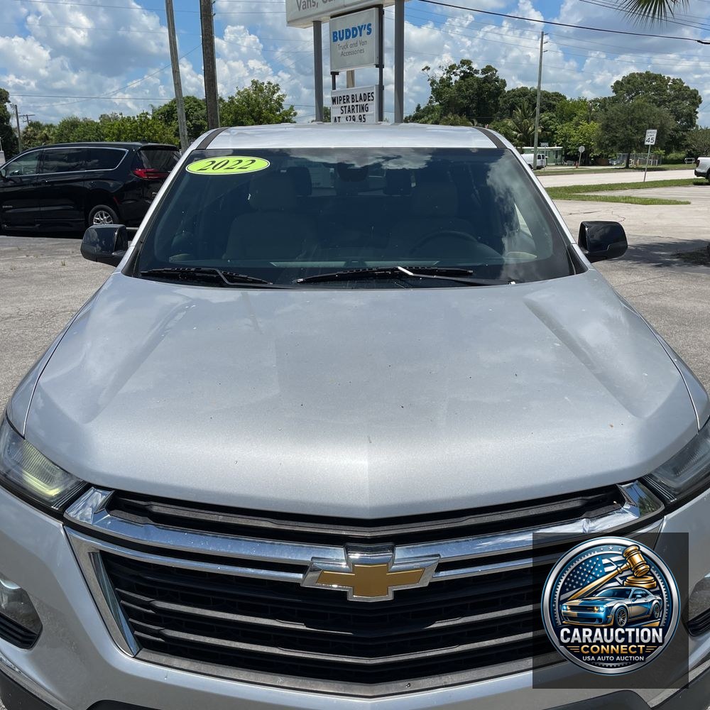 2022 Chevrolet Traverse LS
