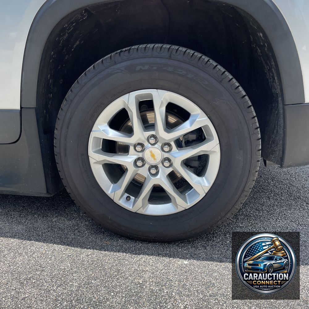 2022 Chevrolet Traverse LS