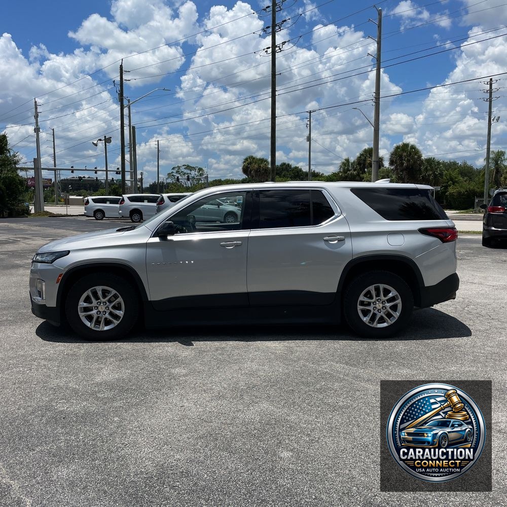 2022 Chevrolet Traverse LS