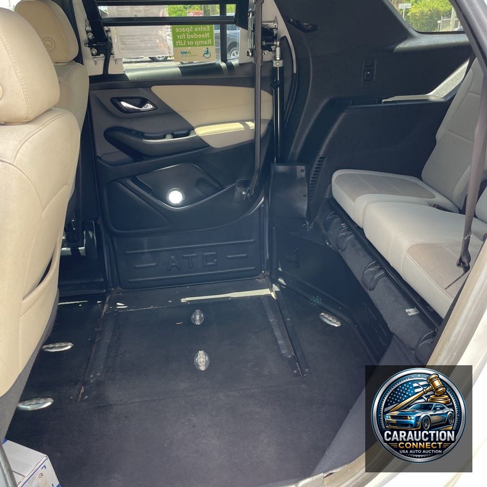 2022 Chevrolet Traverse LS